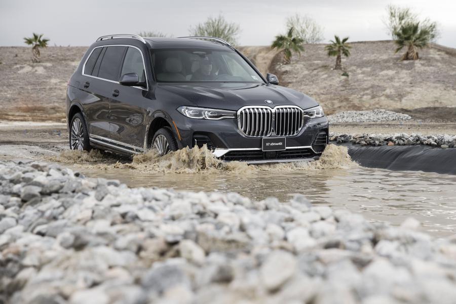  BMW X7 xDrive40i Design Pure Excellence (G07) 2019 года  (NA) (фото 27 из 42)